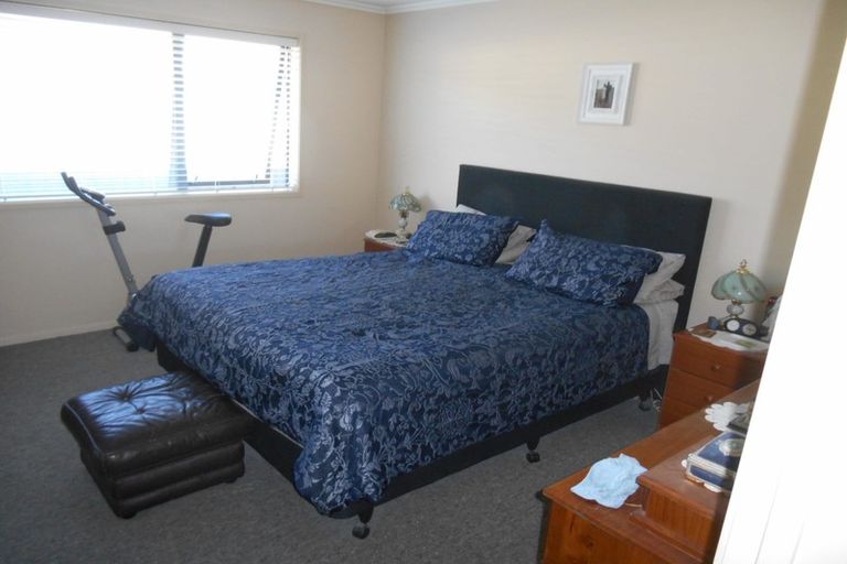 Photo of property in 35 Orbell Crescent, Te Anau, 9679