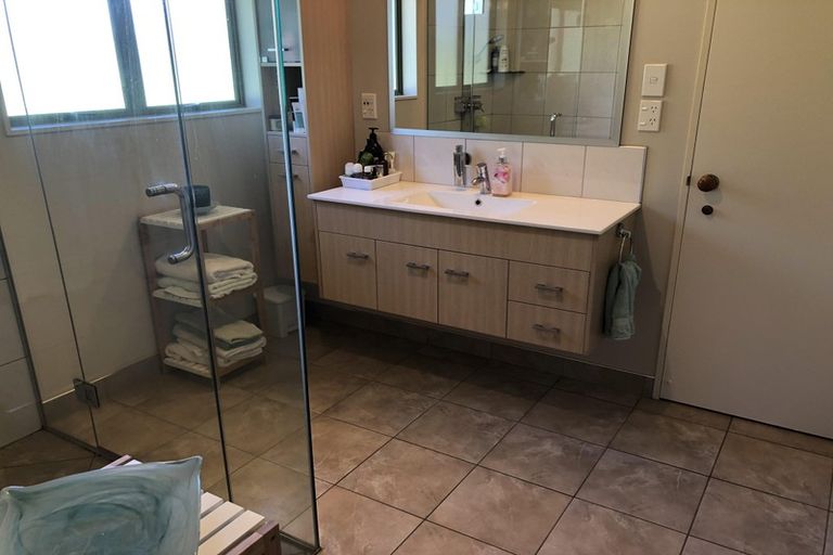 Photo of property in 115 Auckland Road, Greenmeadows, Napier, 4112