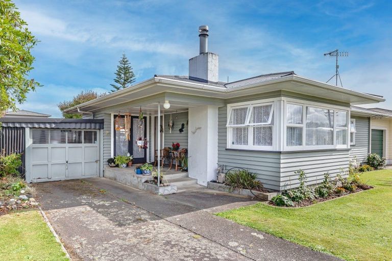 Photo of property in 4 Margaret Street, Levin, 5510