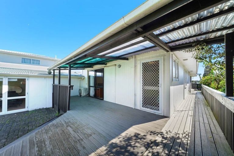 Photo of property in 54 Tiraumea Drive, Pakuranga, Auckland, 2010
