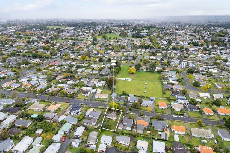 Photo of property in 56 Alfred Street, Fairfield, Hamilton, 3214