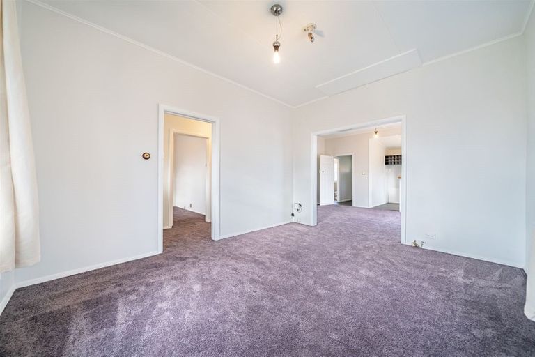 Photo of property in 2 Phar Lap Grove, Trentham, Upper Hutt, 5018