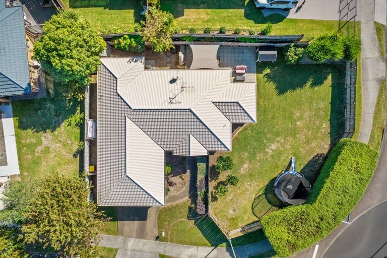 Photo of property in 2 Highbury Place, Nawton, Hamilton, 3200