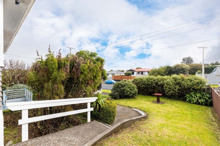 Photo of property in 123 Ngamotu Road, Spotswood, New Plymouth, 4310