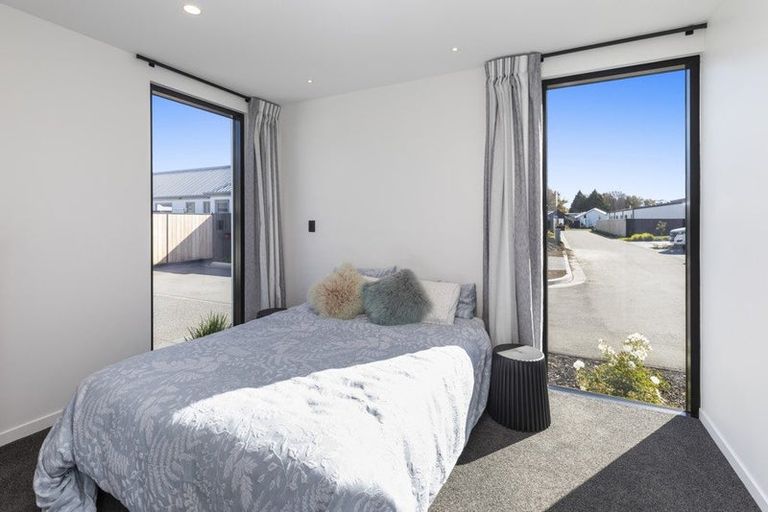 Photo of property in 7 Hobbs Lane, Harewood, Christchurch, 8051