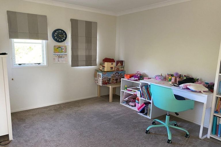 Photo of property in 17 Killybegs Drive, Pinehill, Auckland, 0632