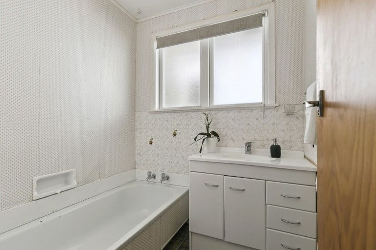 Photo of property in 110 Pembroke Road, Northland, Wellington, 6012