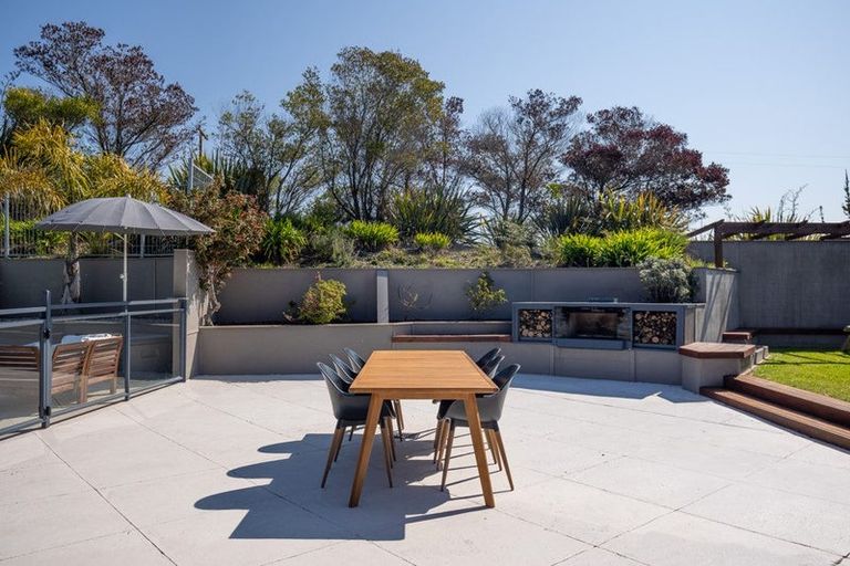 Photo of property in 36 Stagecoach Road, Upper Moutere, 7173