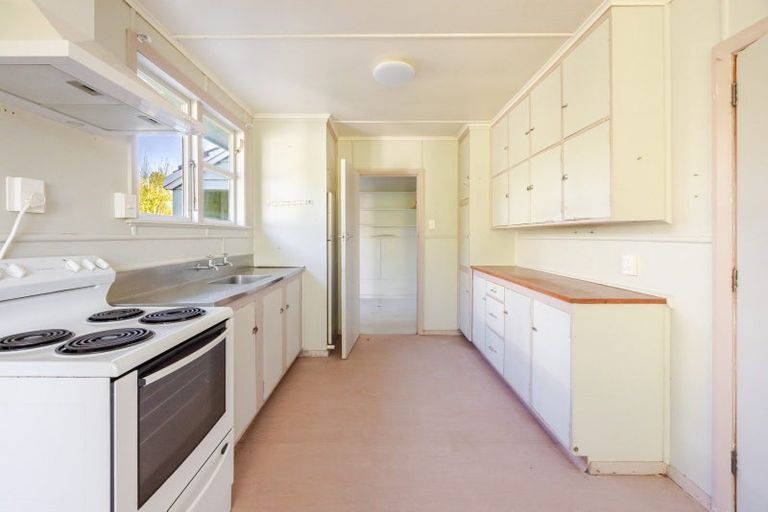Photo of property in 36 Palmerston Road, Havelock North, 4130