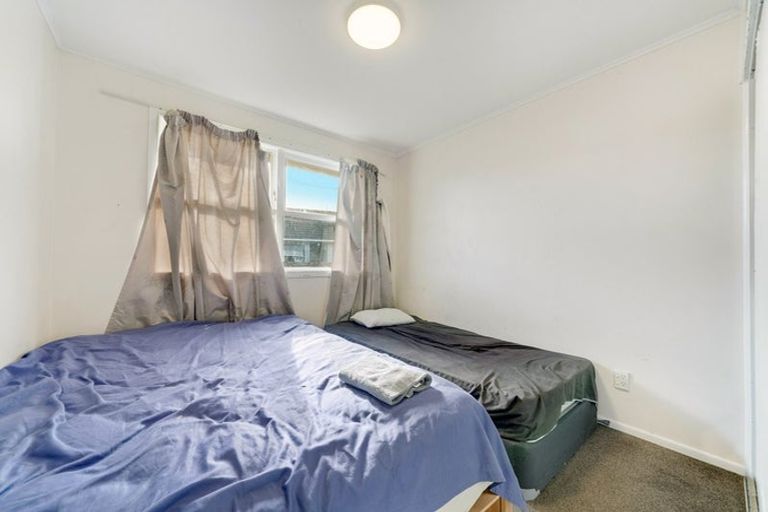 Photo of property in 79 Tidal Road, Mangere, Auckland, 2022
