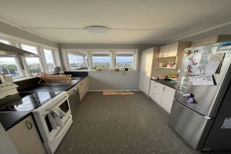 Photo of property in 839b Whangaparaoa Road, Manly, Whangaparaoa, 0930