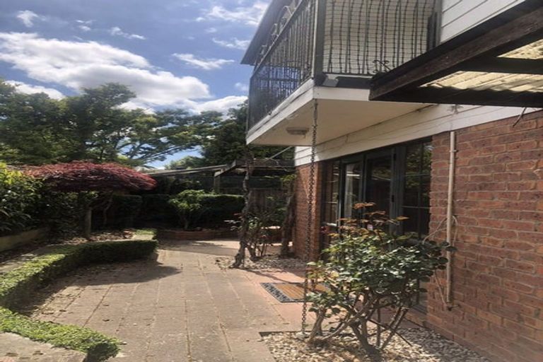 Photo of property in 20 Dilworth Street, Riccarton, Christchurch, 8011