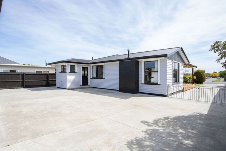 Photo of property in 49 Rydal Street, Hoon Hay, Christchurch, 8025