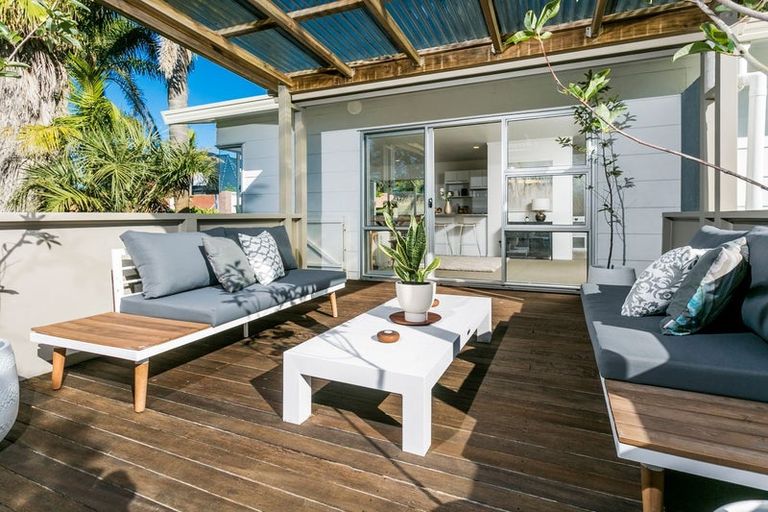 Photo of property in 33b Ngahere Views, Orewa, 0931