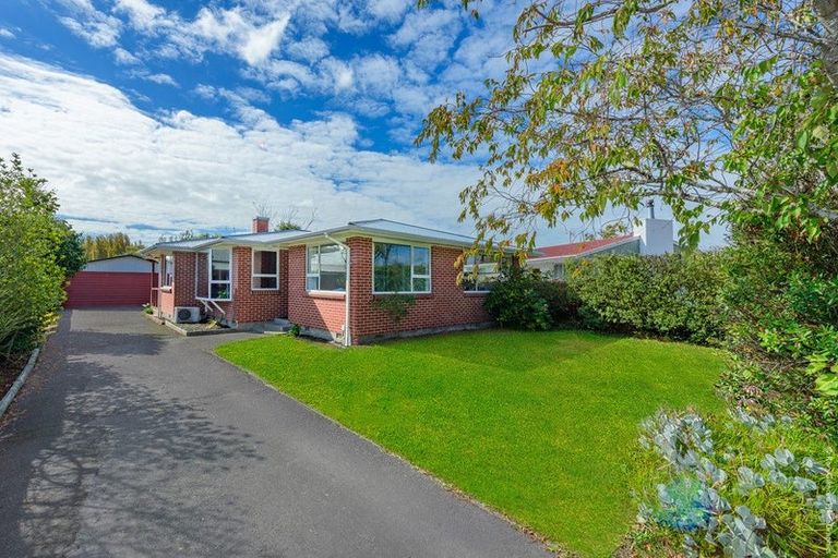 Photo of property in 54 Claridges Road, Casebrook, Christchurch, 8051
