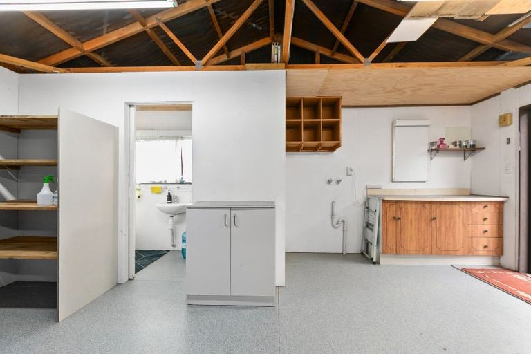 Photo of property in 24 Blake Street, Porangahau, 4293