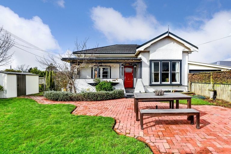 Photo of property in 96 Somerfield Street, Somerfield, Christchurch, 8024