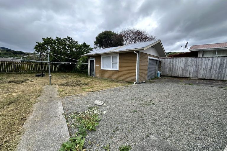 Photo of property in 22 Mary Crescent, Elderslea, Upper Hutt, 5018