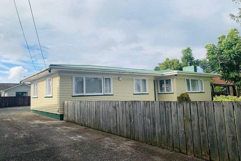 Photo of property in 1/117 Old Wairoa Road, Papakura, 2110