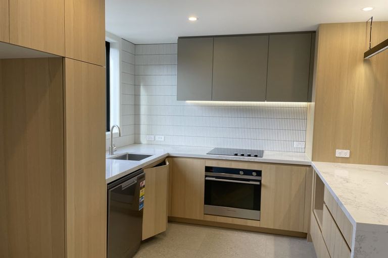 Photo of property in 14a Tory Street, Petone, Lower Hutt, 5012