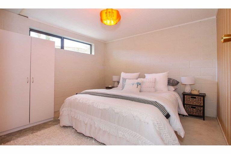 Photo of property in 15 Bishopgate Street, Birkdale, Auckland, 0626