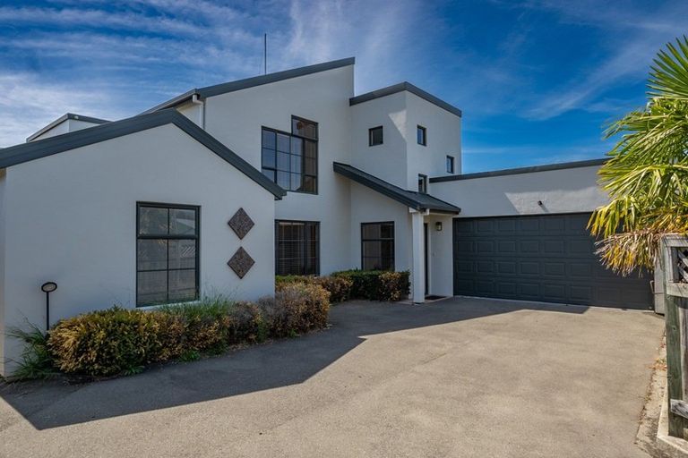 Photo of property in 2b Carr Street, Blenheim, 7201
