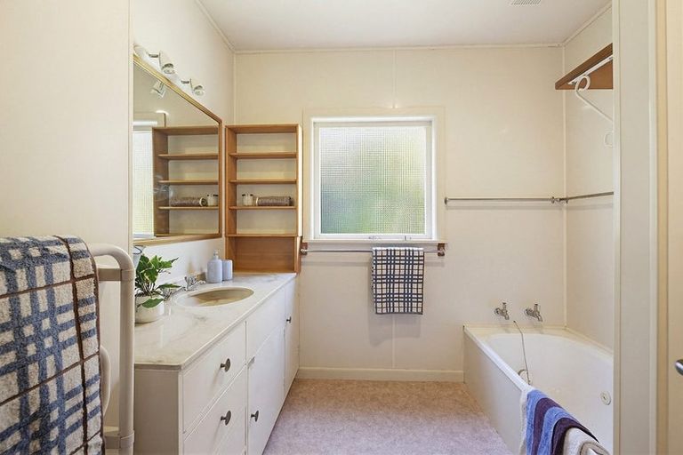 Photo of property in 100 Wilton Road, Wilton, Wellington, 6012