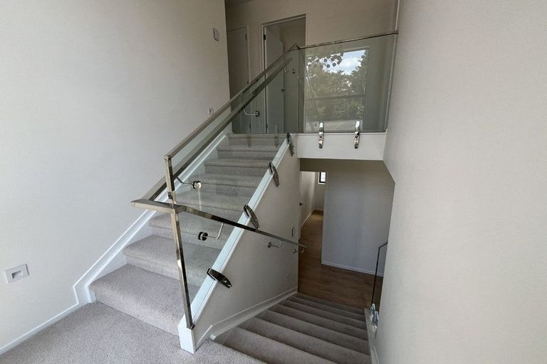 Photo of property in 60a Fitzwater Place, Henderson, Auckland, 0612