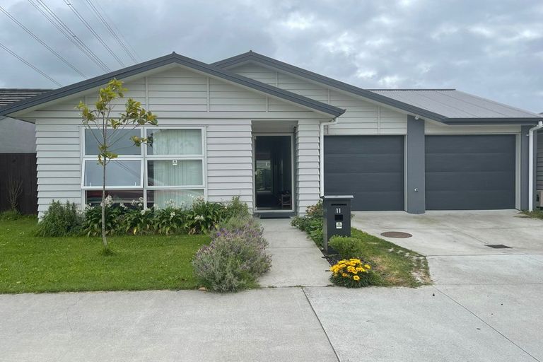 Photo of property in 11 Rere Close, Takanini, 2112