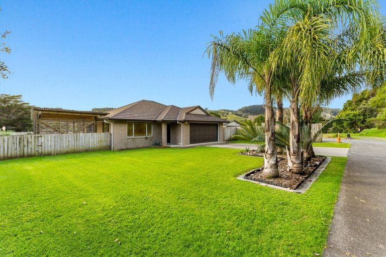 Photo of property in 25 Bathgate Road, Pakiri, Wellsford, 0972
