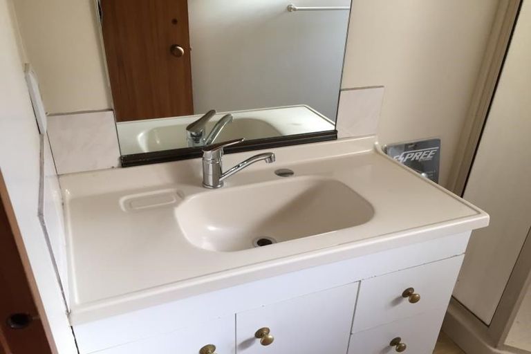 Photo of property in 1/12 Lyndon Street, Riccarton, Christchurch, 8011