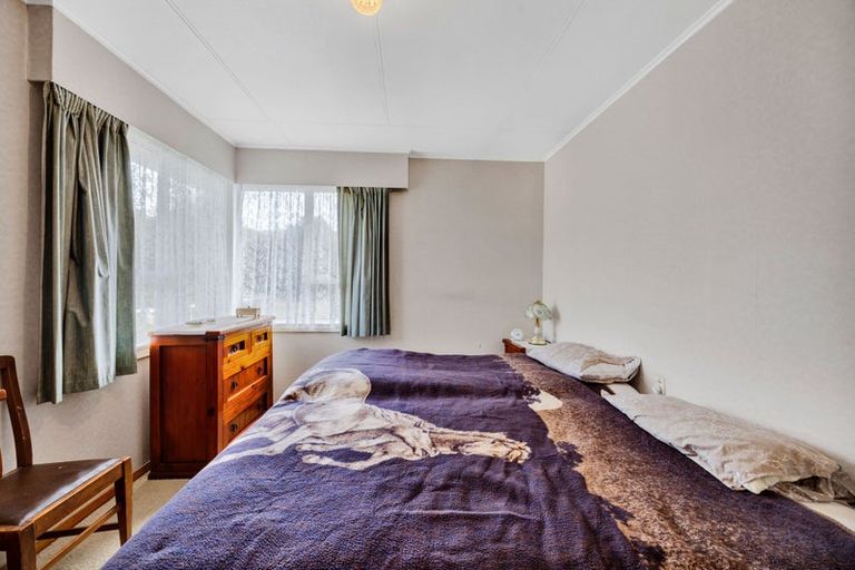 Photo of property in 63 Longfellow Road, Opunake, 4616