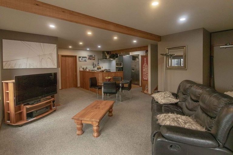 Photo of property in Hastings Gospel Hall, 17/2a Hillsbrook Place, Havelock North, 4130