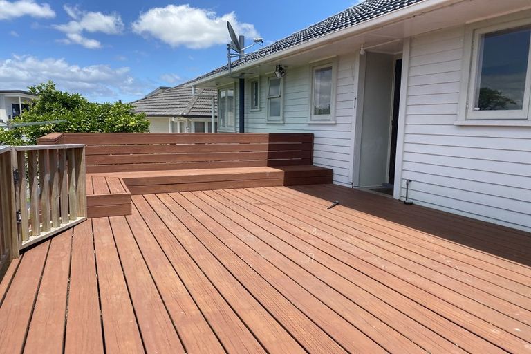Photo of property in 95 Kervil Avenue, Te Atatu Peninsula, Auckland, 0610