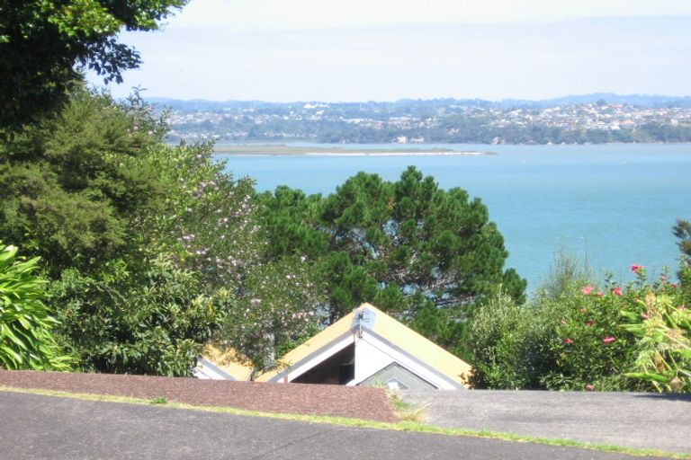 Photo of property in 34 Brigantine Drive, Beach Haven, Auckland, 0626