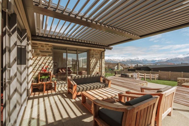 Photo of property in 9 Diamond Lane, Wanaka, 9305