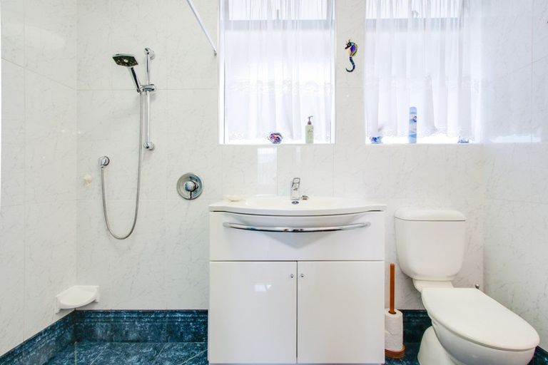 Photo of property in 13 Cornwall Road, Taradale, Napier, 4112