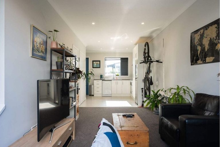Photo of property in 65 Glidepath Road, Hobsonville, Auckland, 0616