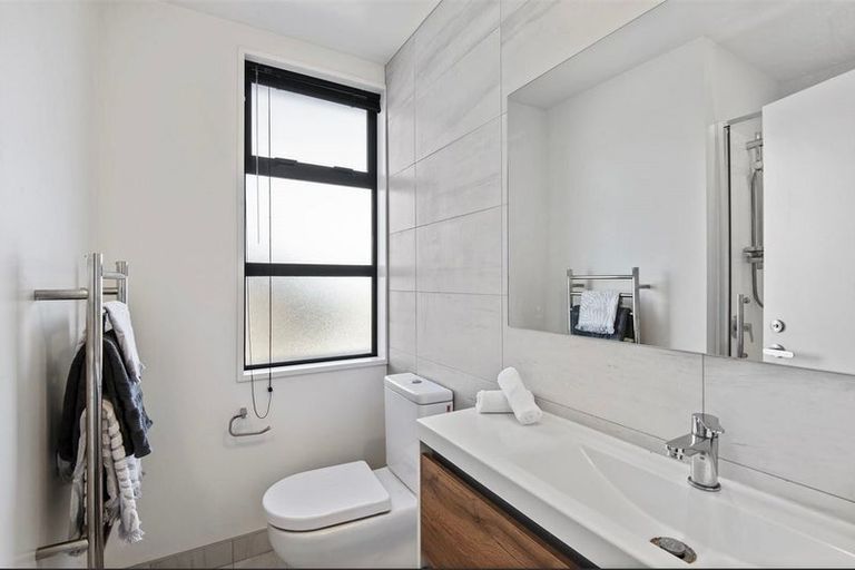 Photo of property in 2/68 Barbour Street, Waltham, Christchurch, 8011