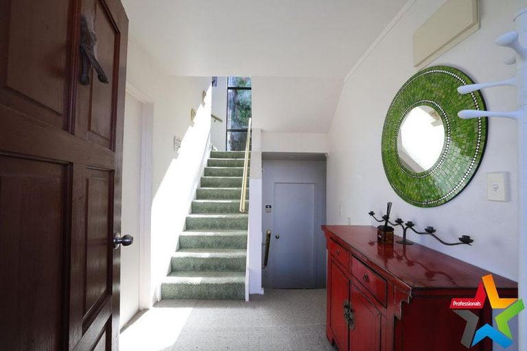 Photo of property in 31 Ewing Grove, Acacia Bay, Taupo, 3330