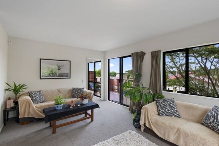Photo of property in 9 Ludlow Place, Parklands, Christchurch, 8083