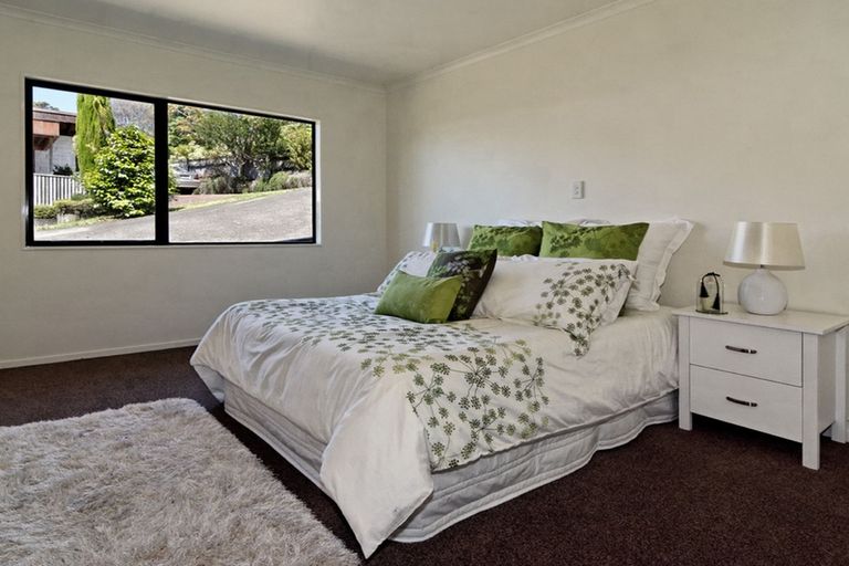 Photo of property in 187a Godley Road, Titirangi, Auckland, 0604