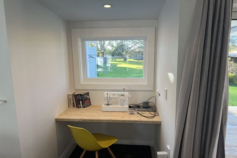 Photo of property in 2 Brassey Street, Waverley, 4510