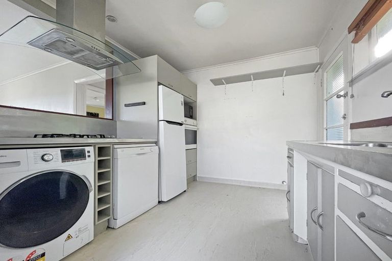 Photo of property in 37a Pembroke Road, Northland, Wellington, 6012