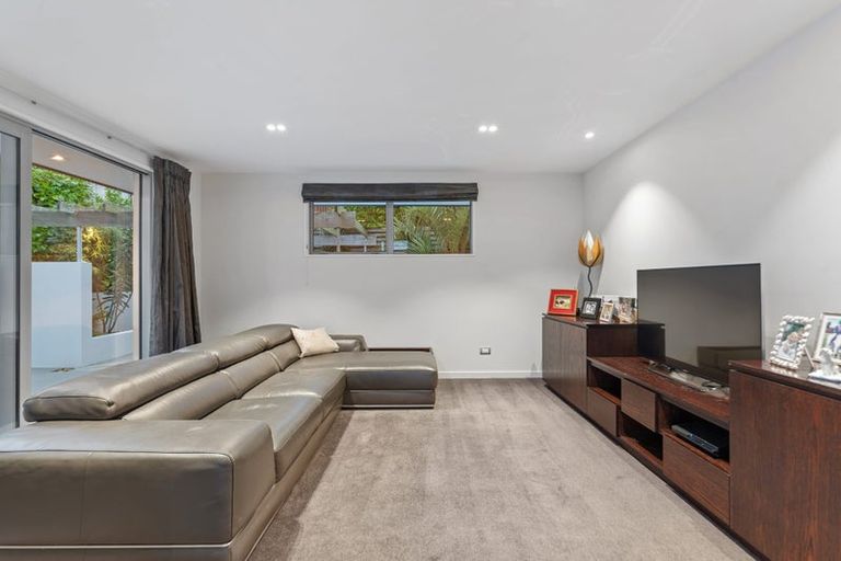 Photo of property in 118a Centaurus Road, Huntsbury, Christchurch, 8022