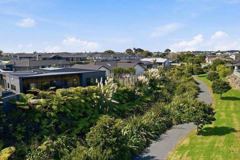 Photo of property in 3 Ashwood Lane, Bell Block, New Plymouth, 4312