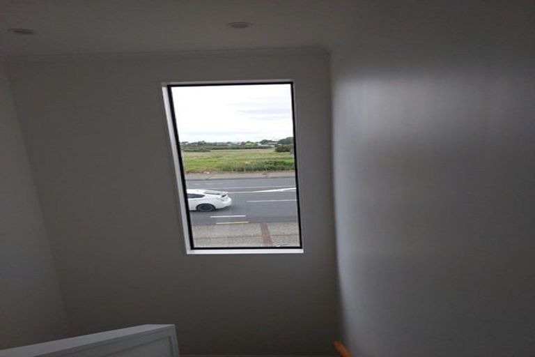 Photo of property in 89 Waipuhinui Way, Wiri, Auckland, 2104