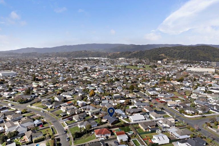 Photo of property in 21 Sheridan Crescent, Trentham, Upper Hutt, 5018