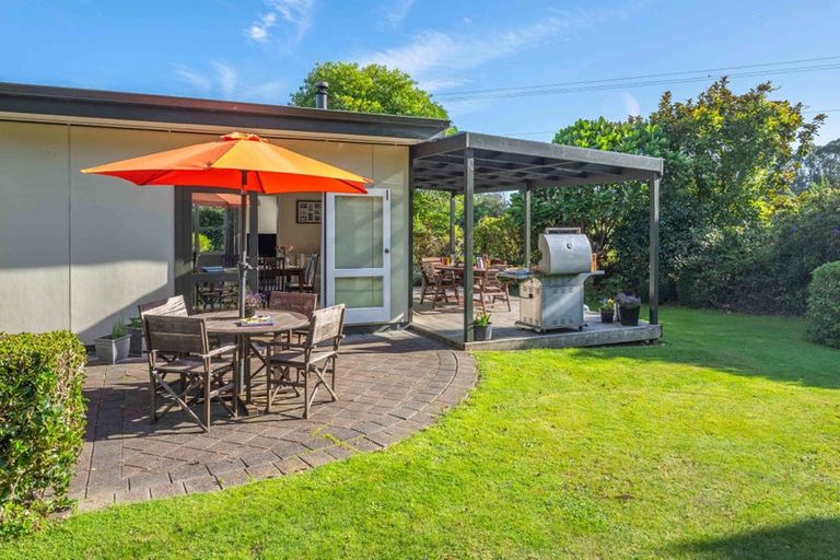 Photo of property in 43 Te Horo Hautere Cross Road, Te Horo, Otaki, 5582