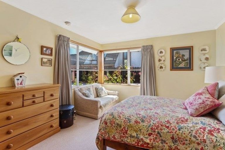 Photo of property in 8b Hinton Place, Rangiora, 7400